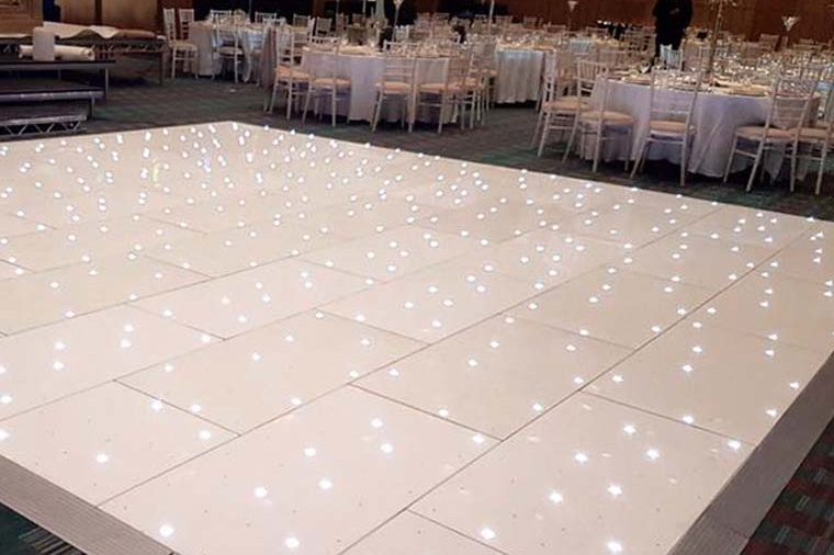 chiavari chair hire